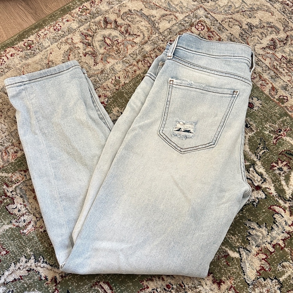 Classic Light Blue Women's Straight Leg Jeans